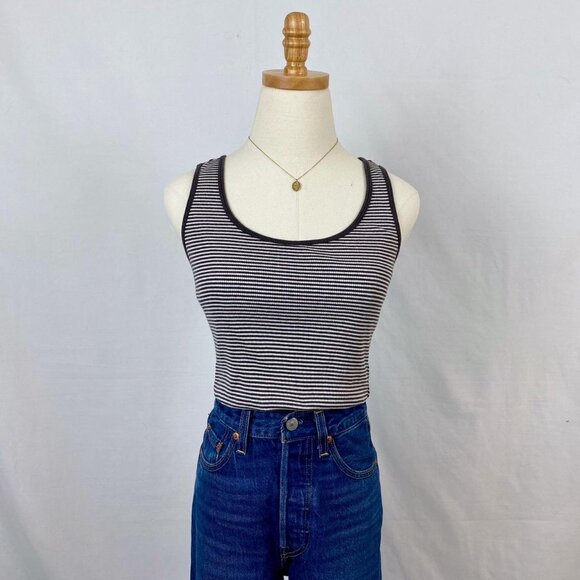 Levi's Women's Black and White Vest - Picture 1 of 3